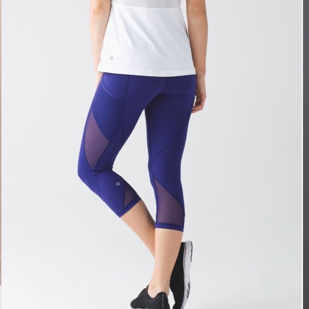 lululemon Fast as Light Crop, Emperor Blue, Size 6